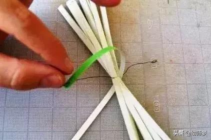 新年红包手工灯笼制作步骤,2022新年挂饰手工灯笼