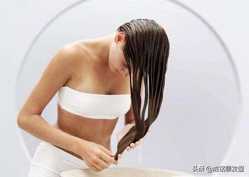 染烫后的干枯头发怎么保养,头发烫染之后干枯有没有小妙招