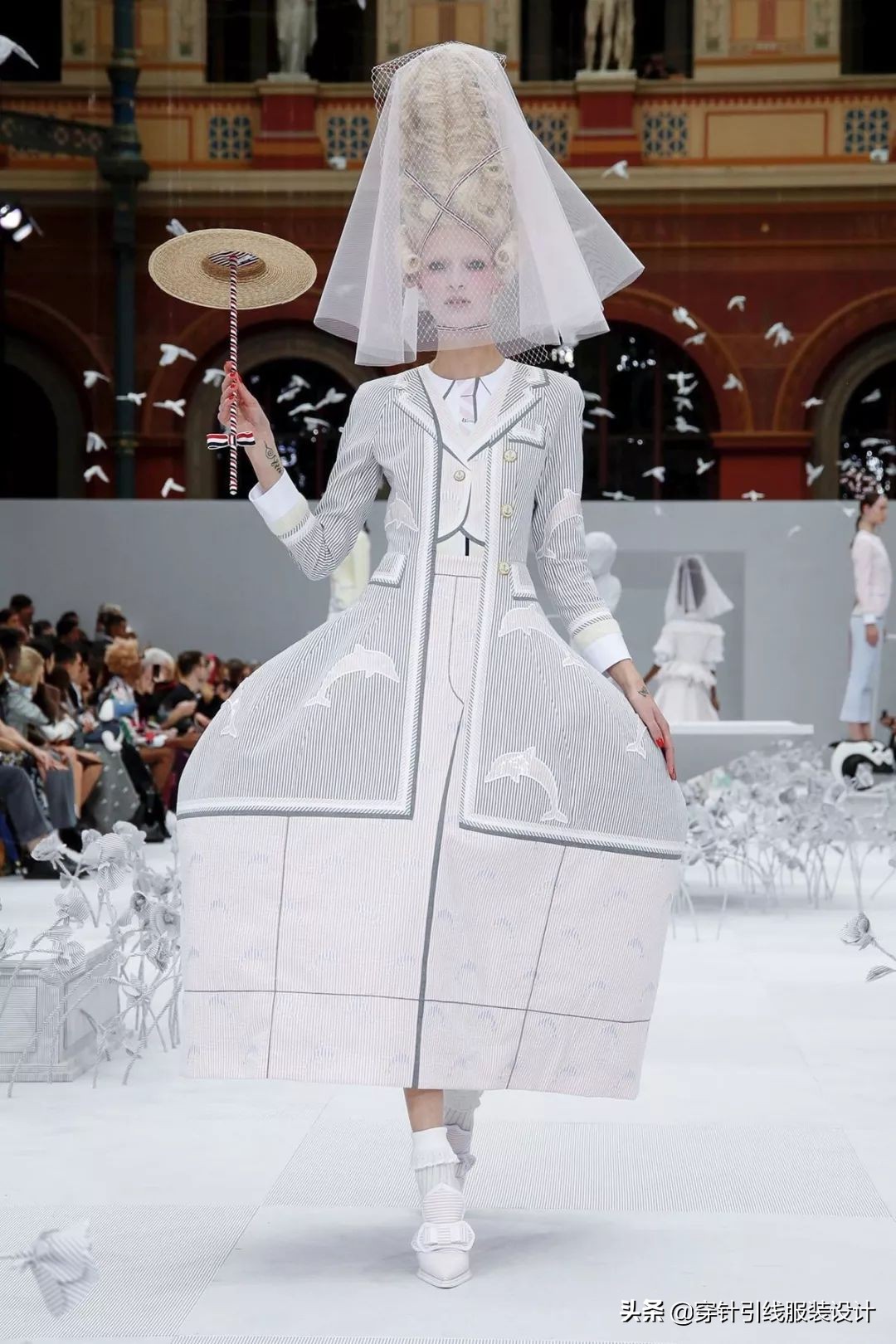 thombrowne西装全身搭配,thombrowne西装上身效果