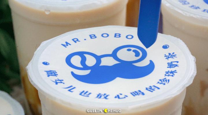 月售1000单的奶茶店,月销8000的奶茶店