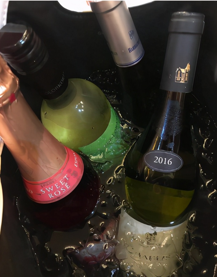 北方的冬天喝啥酒好?白酒、啤酒、葡萄酒各有好处