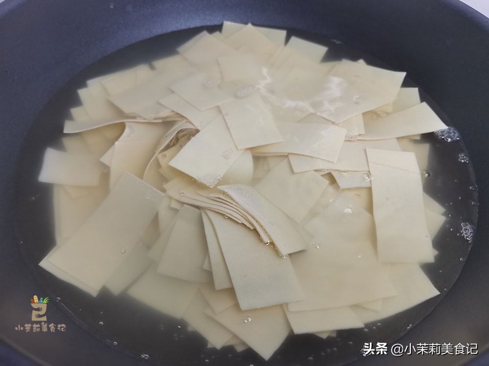 尖椒干豆片最正宗做法,尖椒干豆皮怎么炒窍门图解
