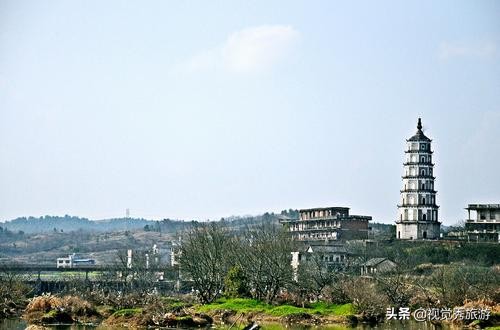隽秀潇洒的湘南风格的砖塔，湖南省常宁培元塔