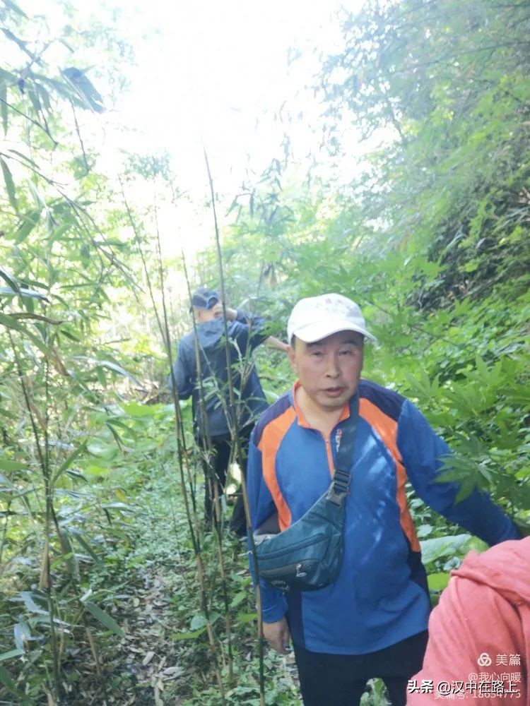 汉中圈子崖天坑,汉中镇巴圈子崖天坑旅游攻略