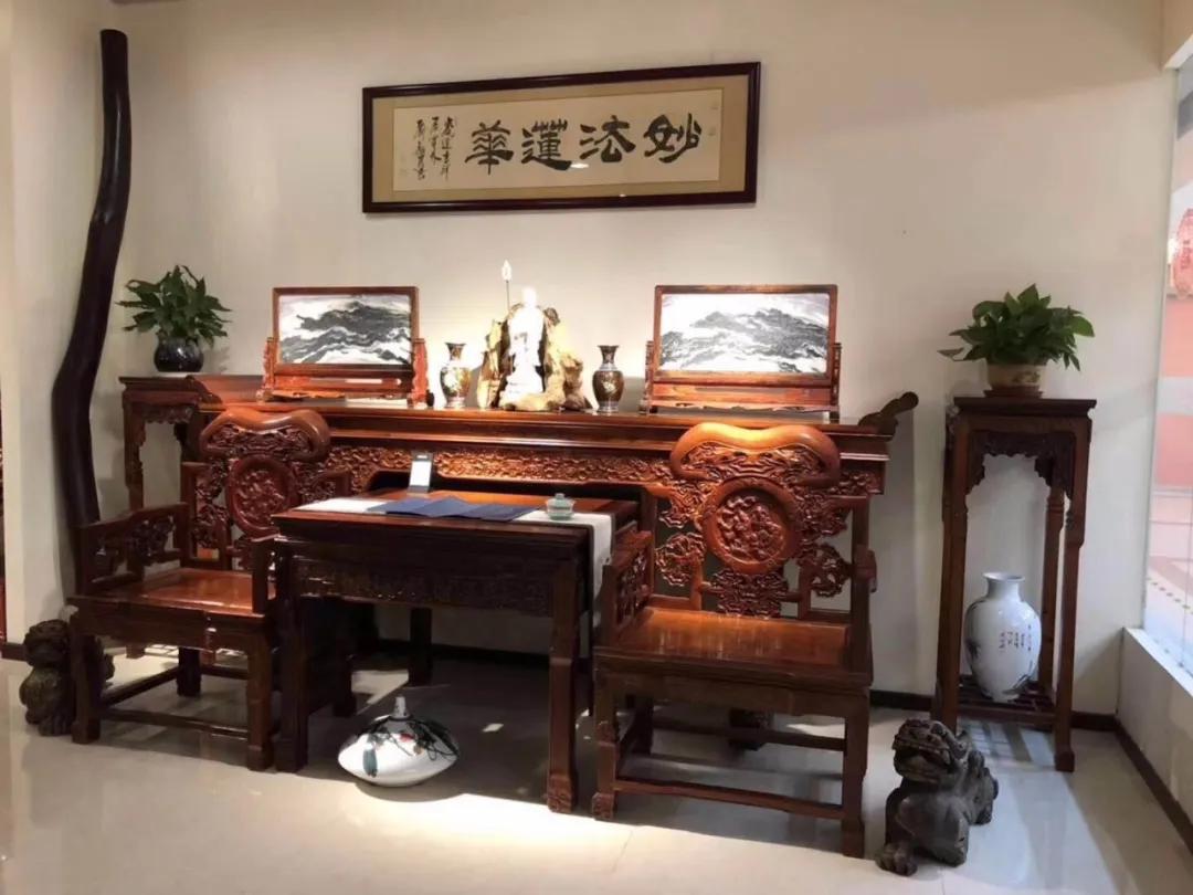 30万买的洋沙发两年后卖了800义乌老板终于知道为何要选红木家具