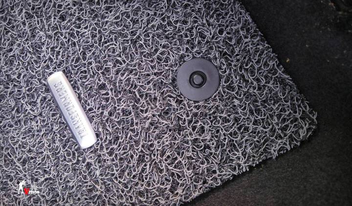 汽车脚垫pvc丝圈好不好,有一层全包汽车丝圈脚垫