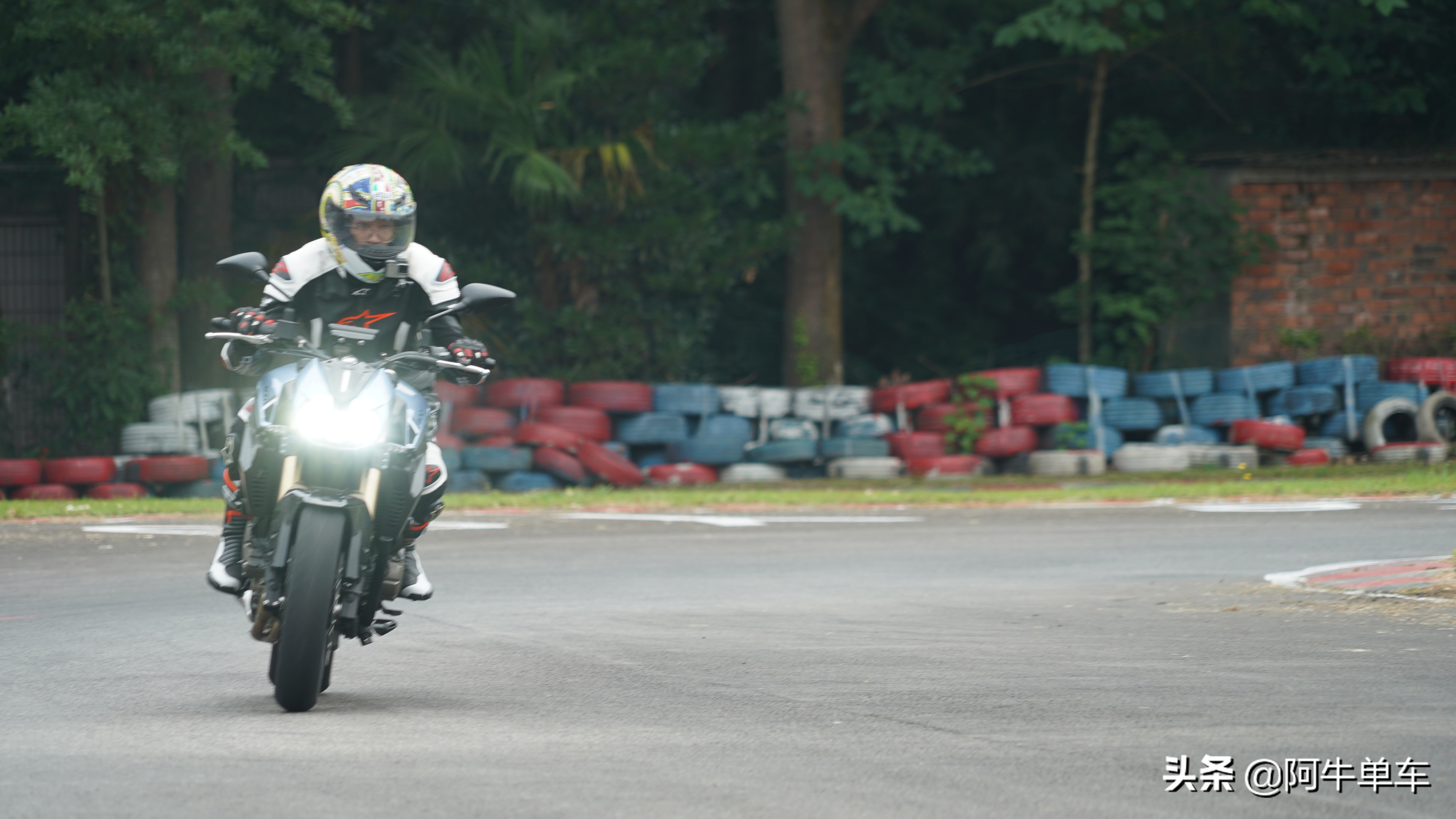 阿牛说车——赛道上的追600到底怎么样？