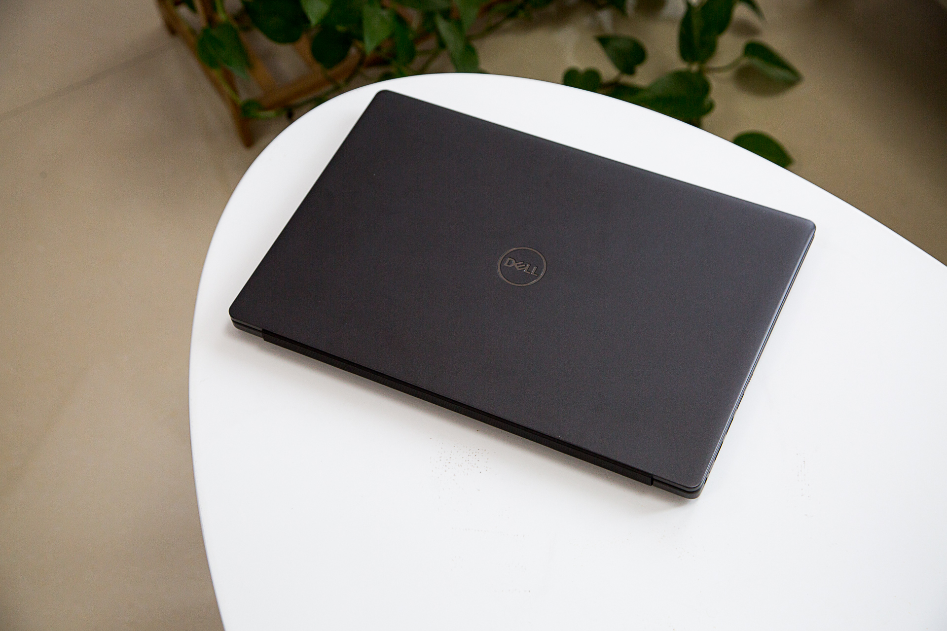 戴尔笔记本灵越700015评测,轻薄本dell灵越续航一般多久