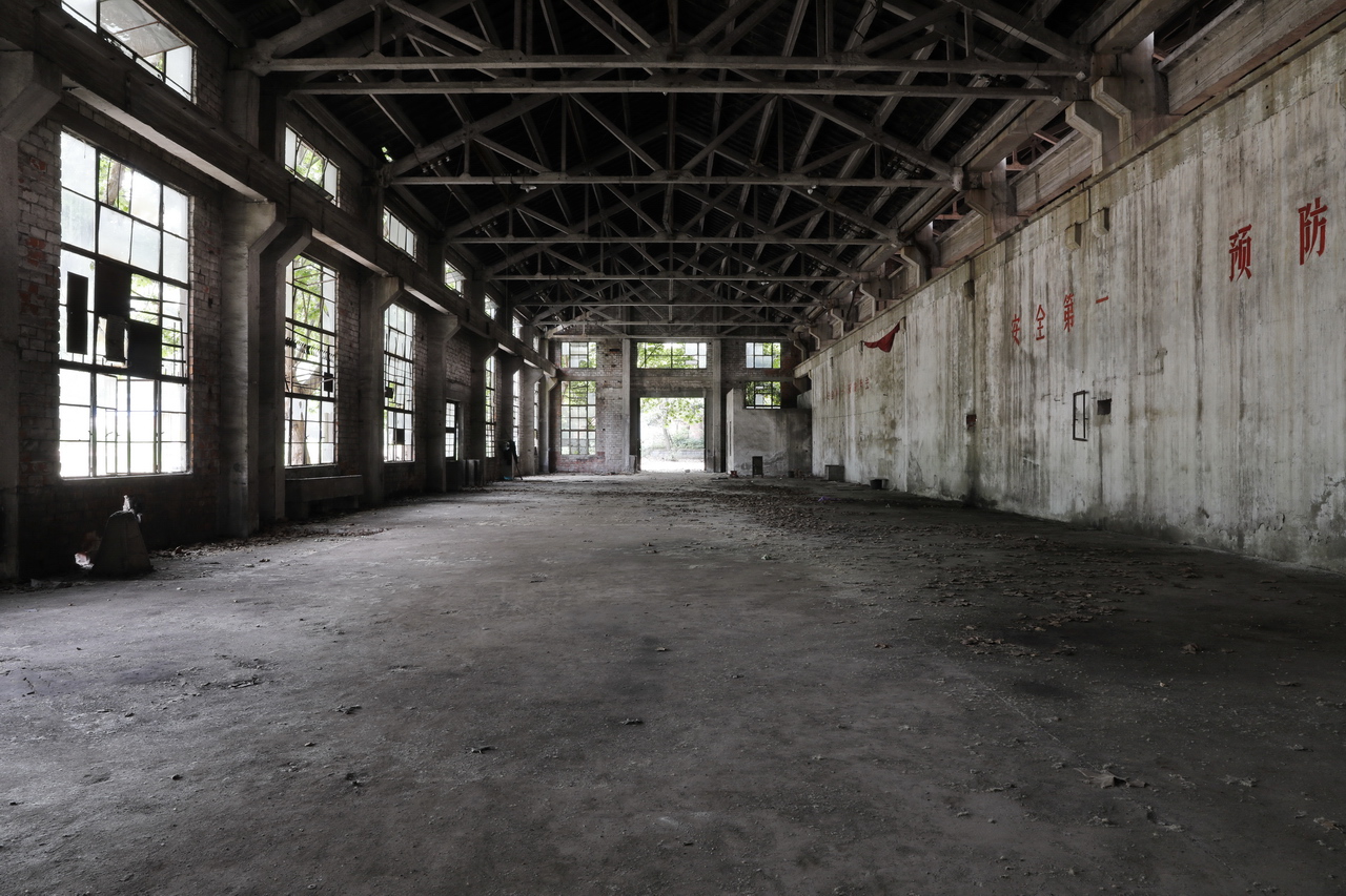 武汉轻型汽车制造厂,武汉特种车制造厂