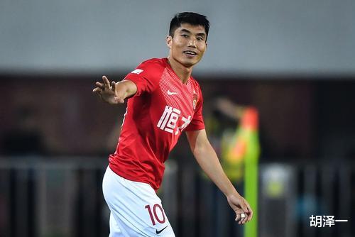 足坛十大巨星伊布,2014年c罗戴帽伊布2球出线