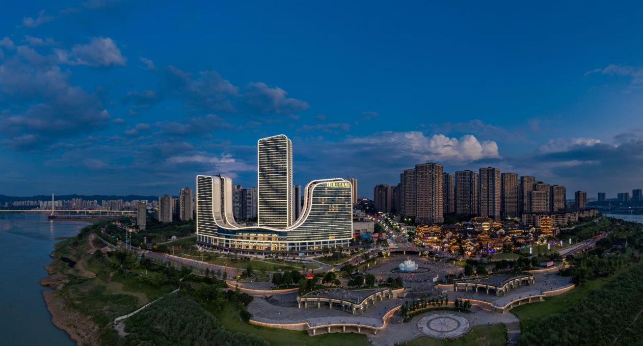 持续更新的城市巨制，是融汇最深情的告白