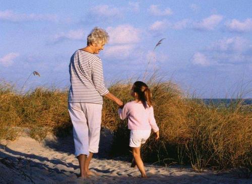 有感母亲节:Hcg下降!那个医生曾劝我放弃的孩子,我生下来了