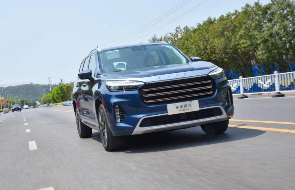 魏派摩卡vs星途揽月5座版比较,星途揽月400t对比摩卡汽车