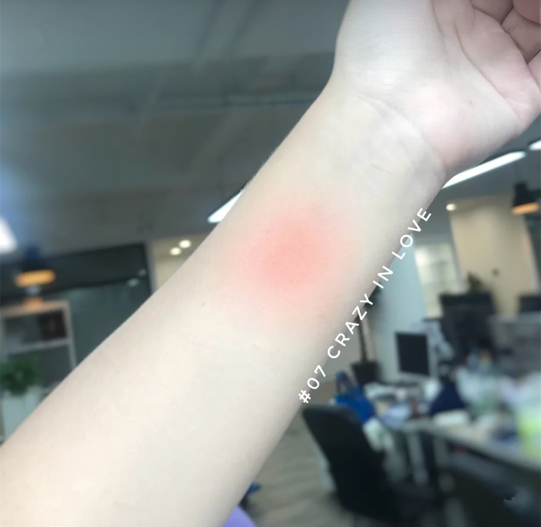 秋冬最好看的奶油杏色腮红,好用且减龄的腮红推荐女