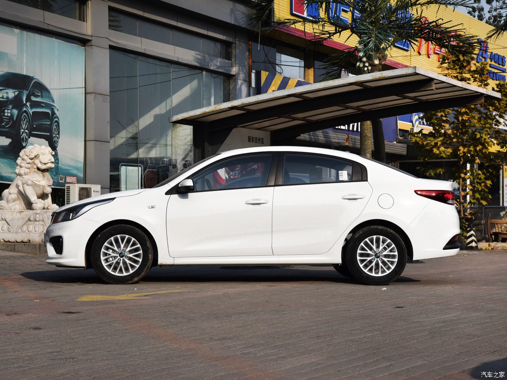 起亚k2车值得买吗,起亚k2怎么变床车