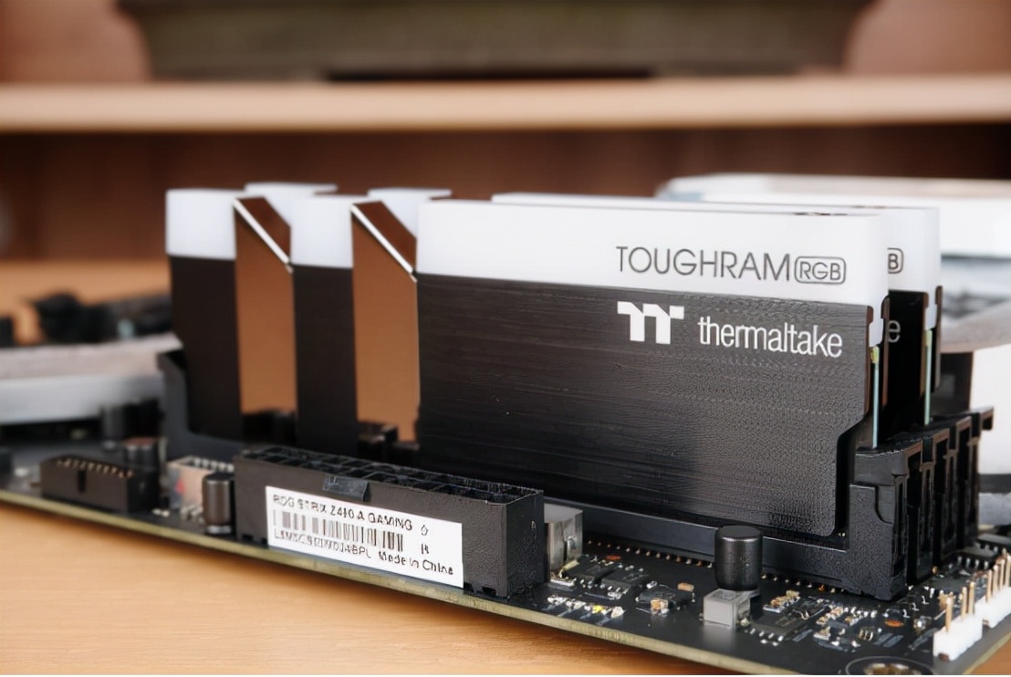 九州风神AK620数显版风冷散热器,九州风神ak620对比追风者t6