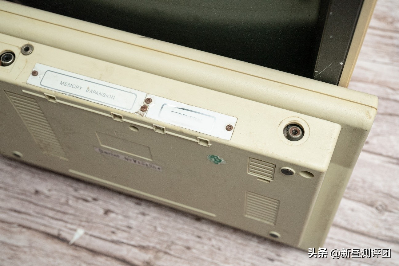 36年前香港设计制作的电脑是什么水平？Laser310与VTech