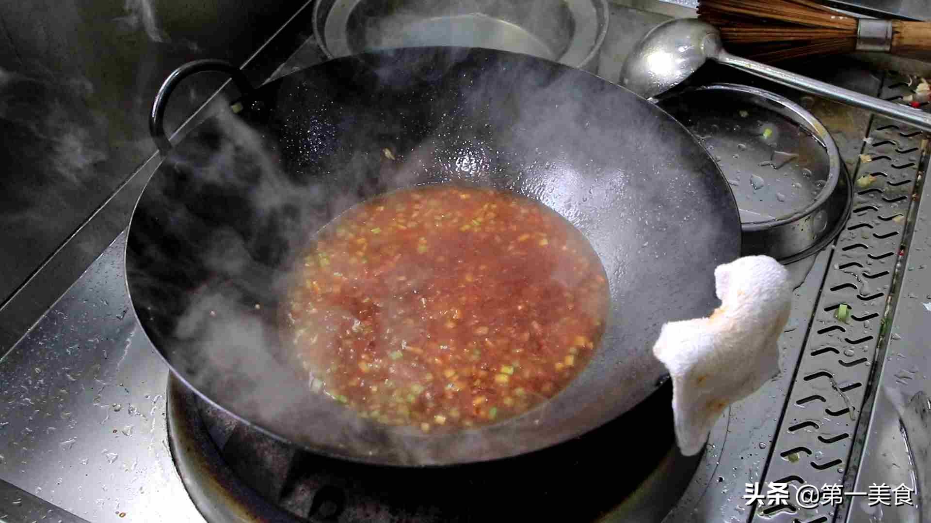 炸酱面正宗做法教程,正宗炸酱面家常做法和配方