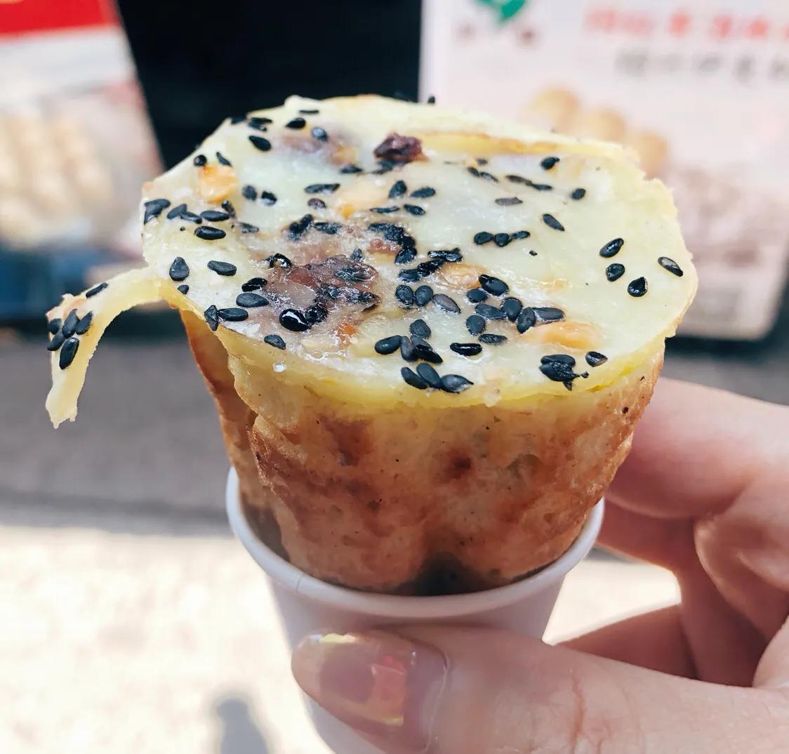 听戏享受这悠闲时光,听戏喝酒自在逍遥