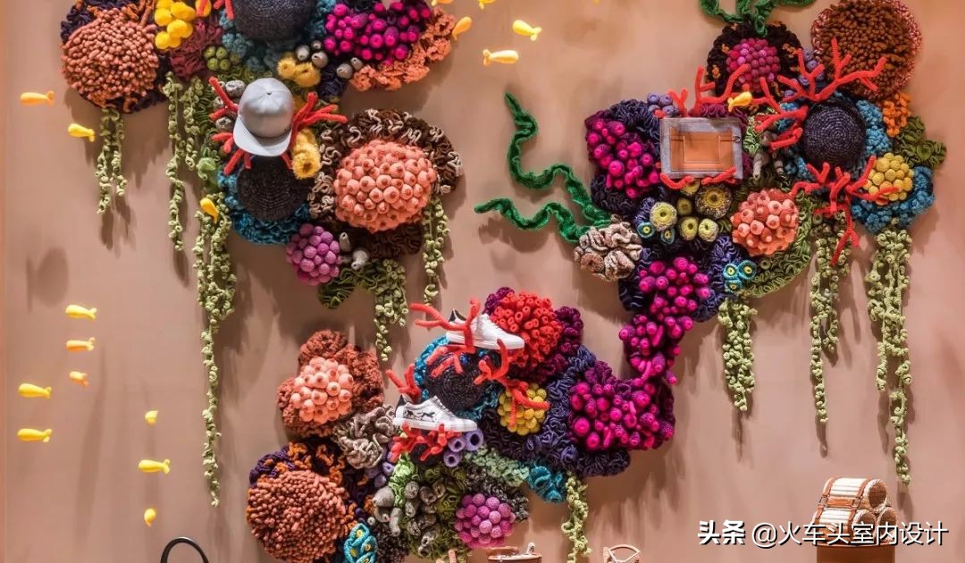 爱马仕2023橱窗设计最新款,爱马仕2022橱窗设计效果图