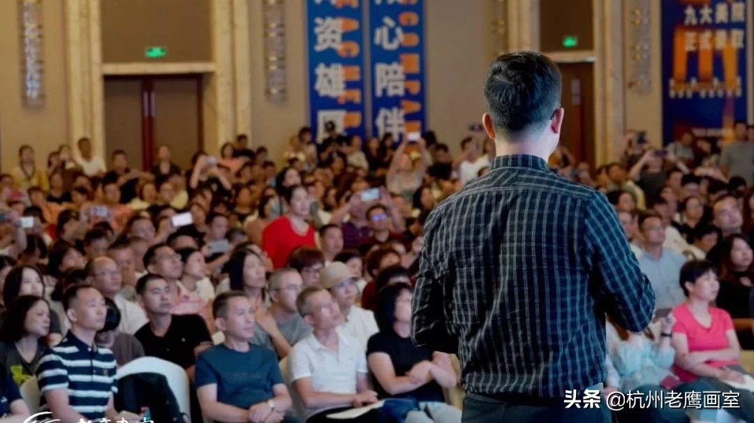 老鹰画室2019招生简章,不是所有的选择都能选择