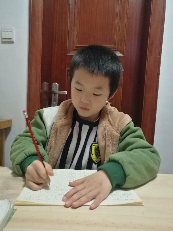 致孙儿学诗先读韵书