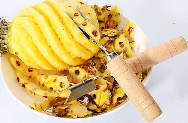 菠萝用菜刀怎么削皮简单,菜刀削菠萝的方法技巧