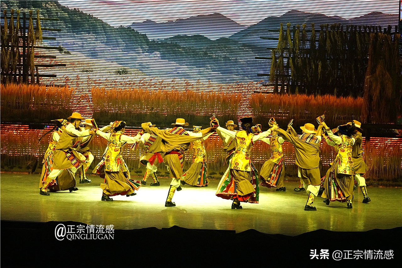 夜色成都串串爽，魅力小金苹果香#国庆中秋趣哪玩#