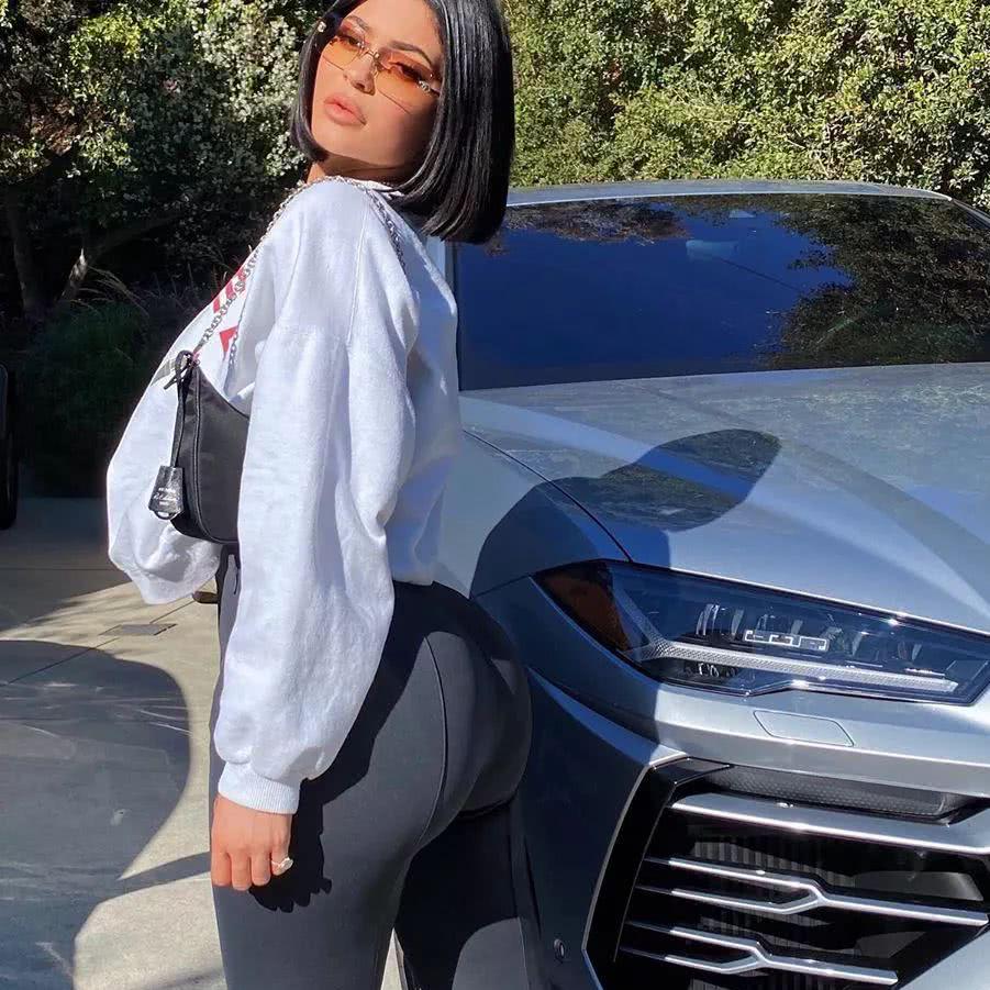 今年最火的百搭腋下包,今年最火的腋下包高端大气