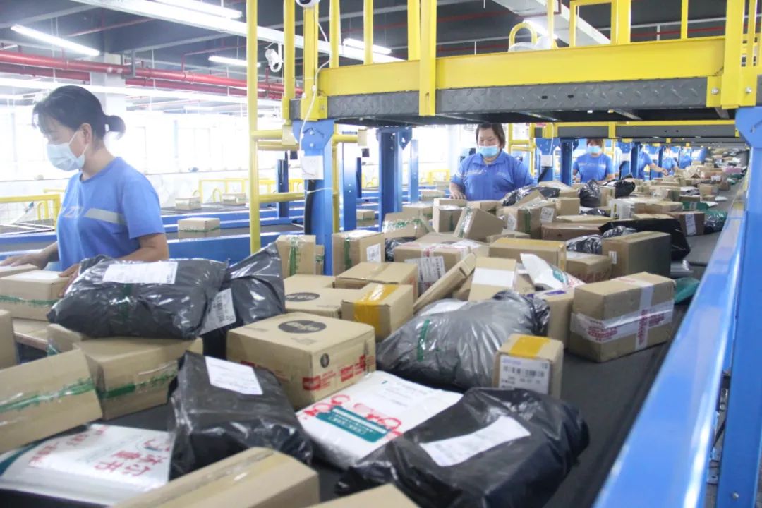 中通鄂西北中心项目在襄阳第二季度拉练评比中得分居服务行业第一