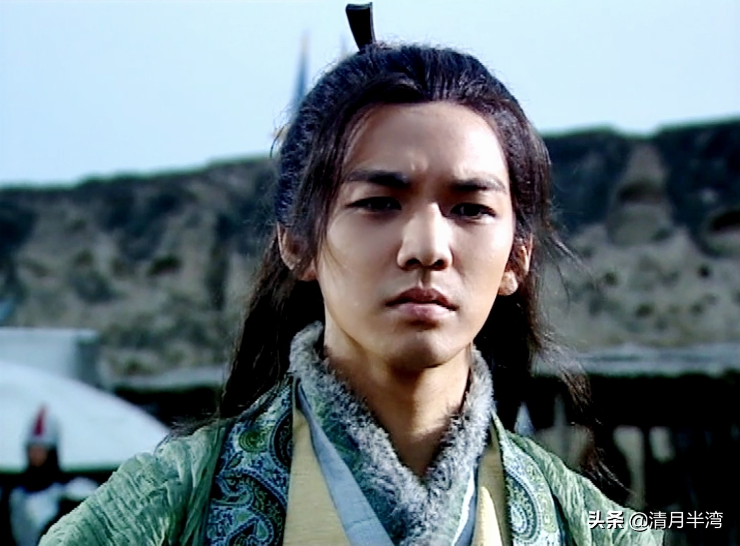 丑人不要再祸害古装了！能上*男美**榜的，只服这9位，个个剑眉星目