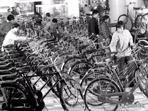 老式大金鹿自行车八成新值多少钱,1980年金鹿自行车多少钱
