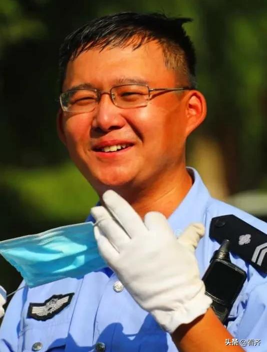 心疼！高温下，齐齐哈尔这群人的脸烤“焦”了