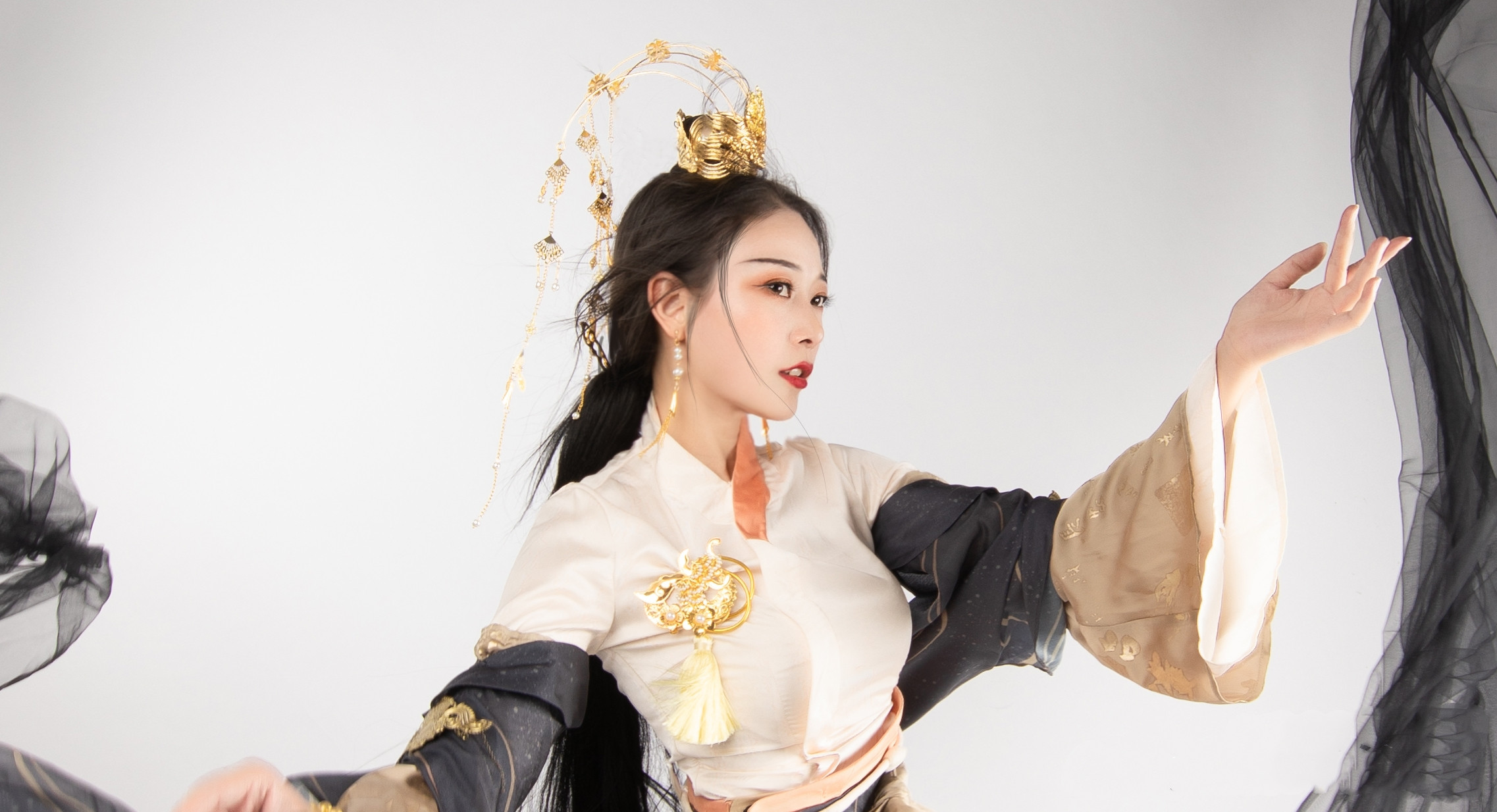 天涯明月刀白衣公子羽cos,天涯明月刀cosplay太白