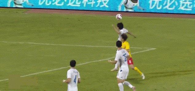 一场0:0又很激烈的足球比赛,一场丑陋的比赛