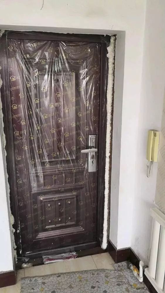 流浪到鹤岗，我五万块买了套房