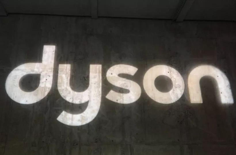 3000多一支的黑科技卷发棒都有人买，戴森究竟“黑”在哪？