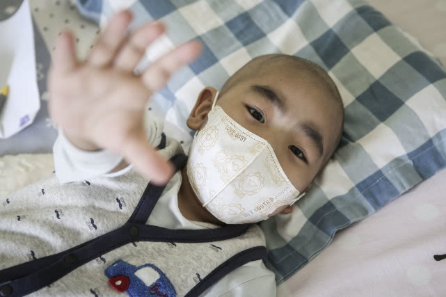 8岁男孩身患重病放弃治疗后续,5岁男孩身患重病求救