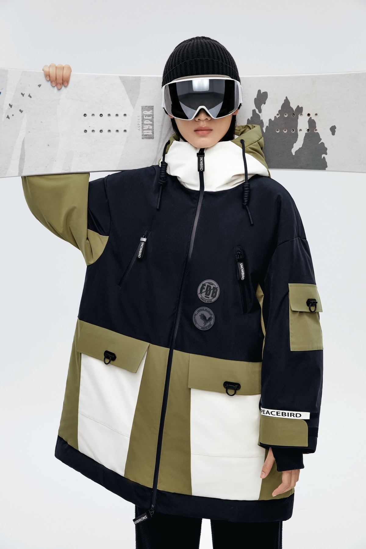 白色中款羽绒服怎么穿啊,高品质羽绒服怎么穿都好看