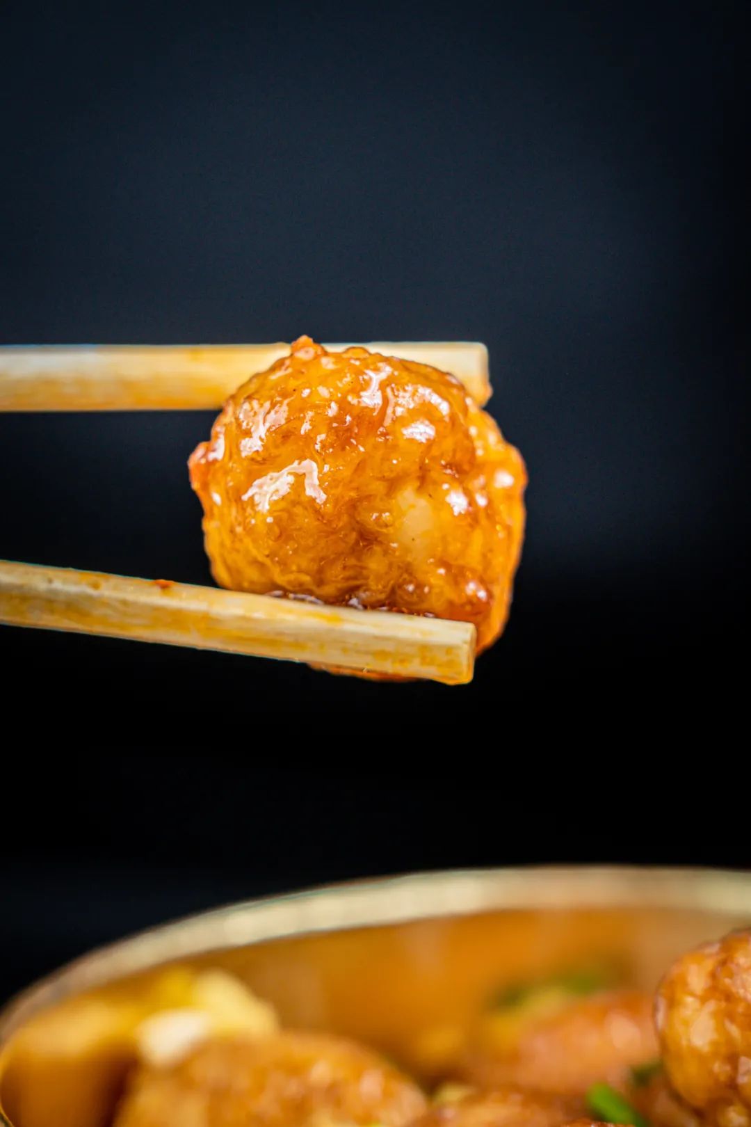 「卤林少堂主」2岁生日“虎”出新招,新品5元吃