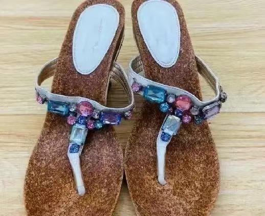 海菱与伊能静,海菱为何要举报伊能静