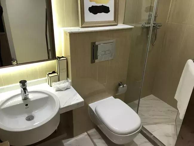 守着地铁口卖什么好卖,三四线城市的公寓为啥不好卖