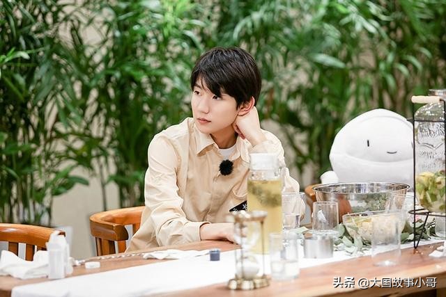 王源重庆姑娘笑场,王源手写情书