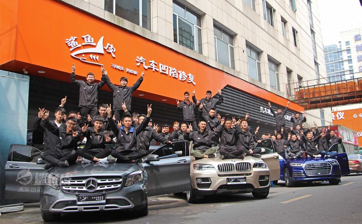 汽车玻璃裂纹可这样修复,502胶水能修复玻璃裂纹吗