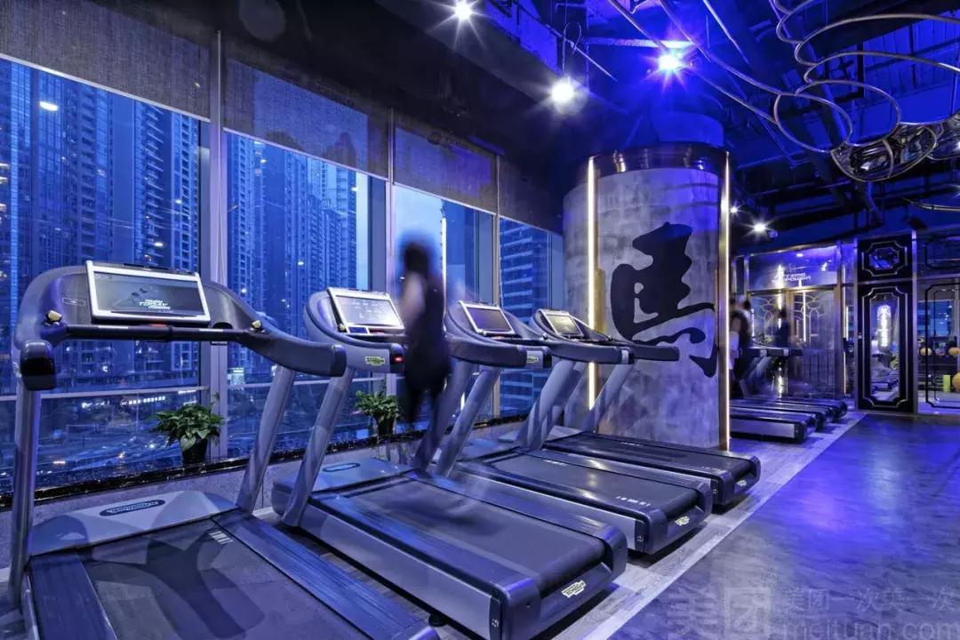 「中大时代华商」到底是谁在幕后支持？华商运动会爱心大咖全曝光