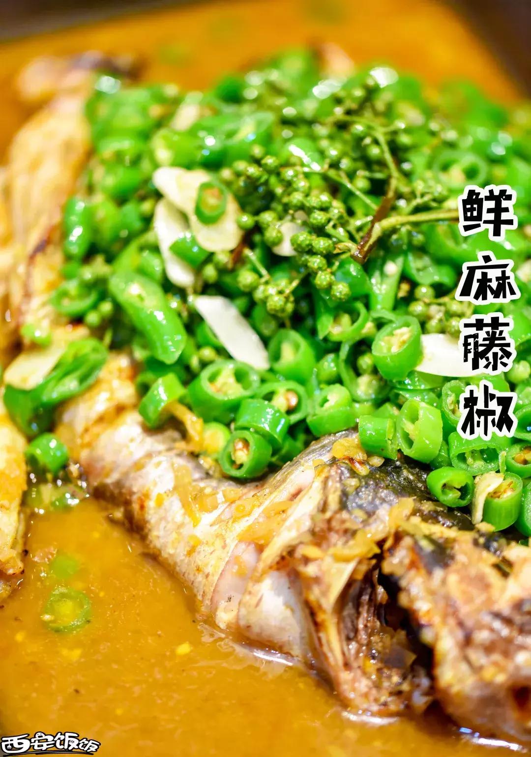 香Skr人!这家店排了两个小时?饭饭送你免排队黑卡内含¥?68