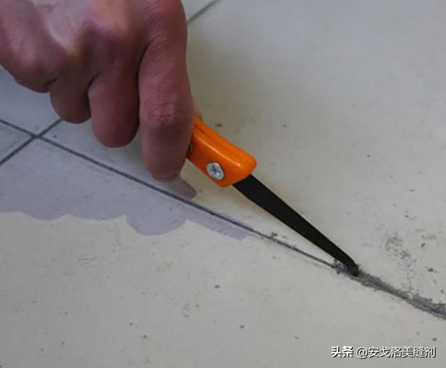 新手做环氧彩砂美缝施工注意什么,美缝胶怎样打又快又好看呢