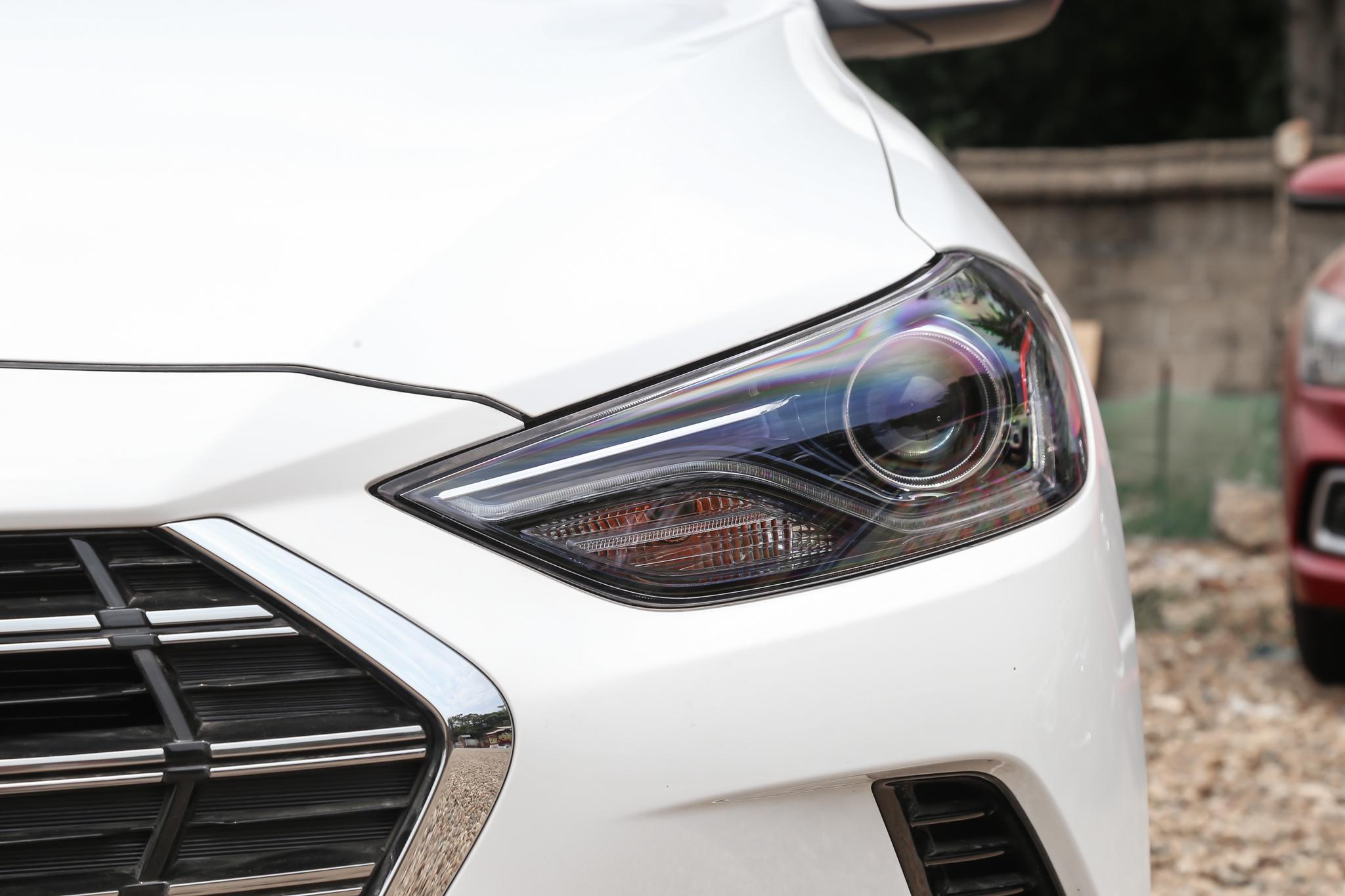 北京现代领动16年高配活力橙,现代领动高配