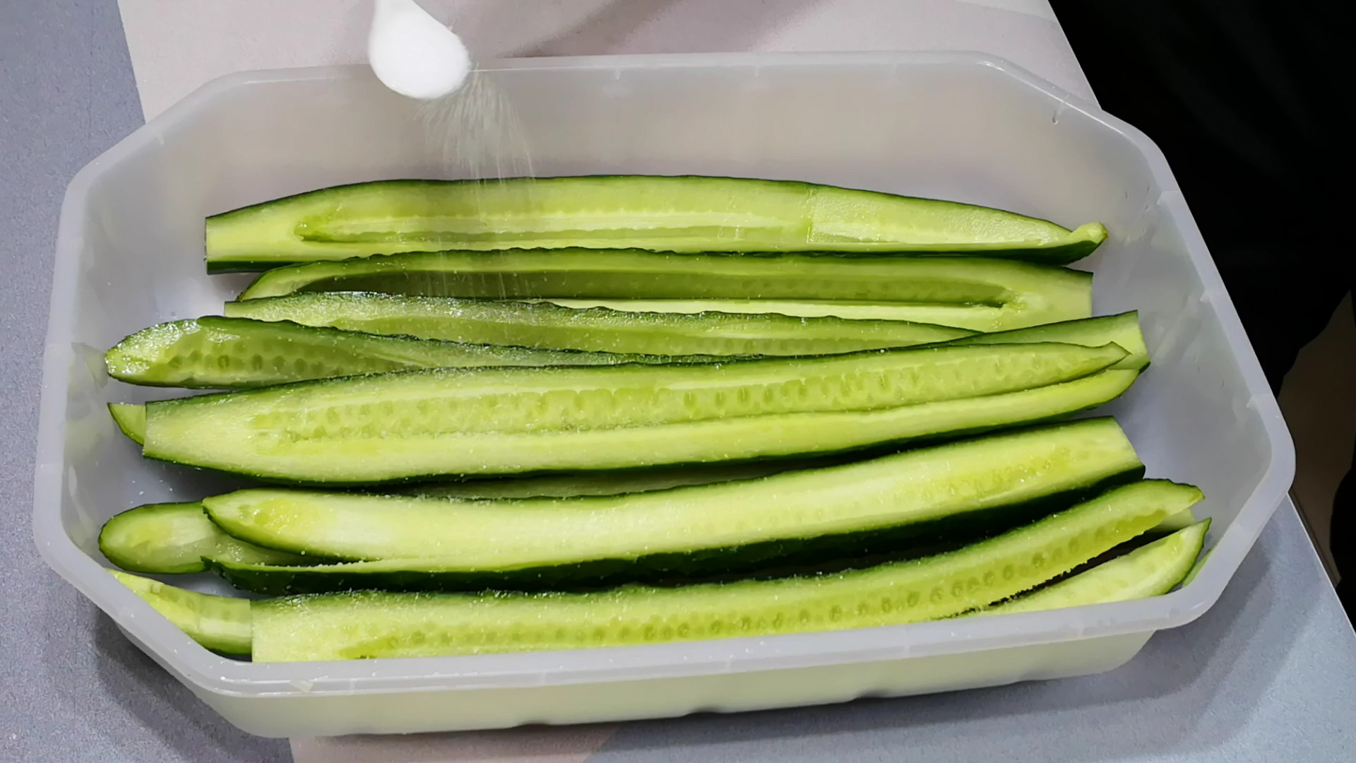 腌黄瓜怎么保持不变色,腌黄瓜要怎么腌