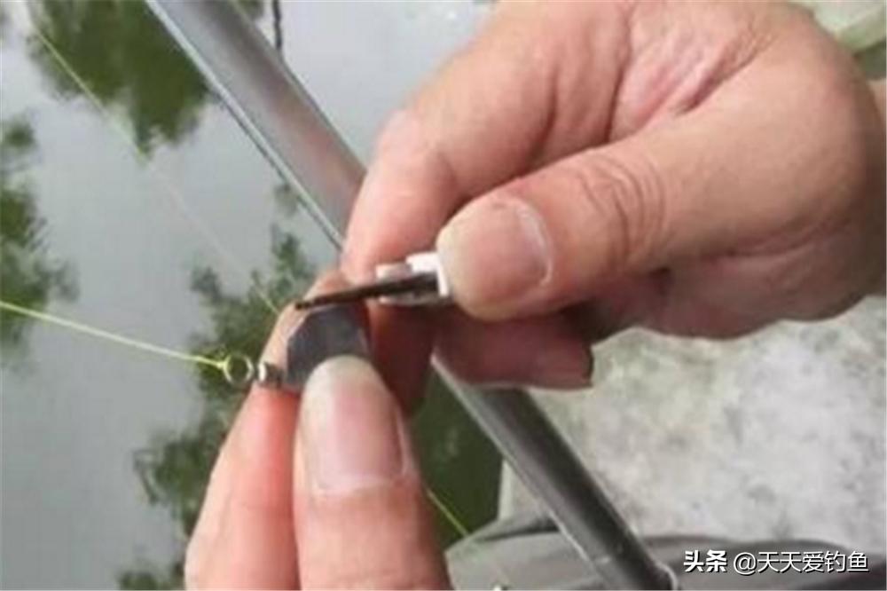 钓鱼平水和半水都是啥意思,钓鱼调漂半水什么意思